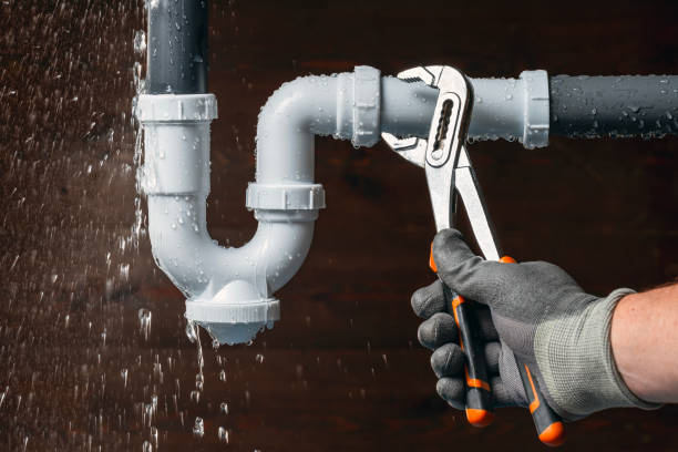 Professional Leak Detection technician working in West Sand Lake, NY